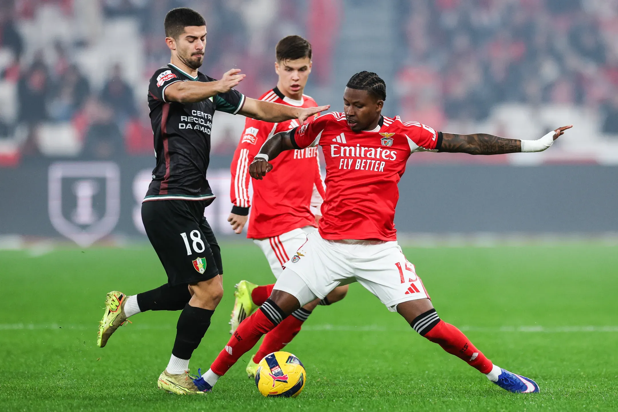 Sidny Lopes Cabral na Turquia para assinar pelo Trabzonspor